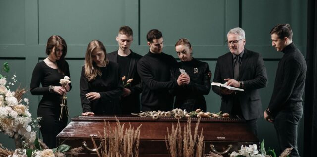 6-Organiser des obsèques selon les souhaits du défunt, Respect et personnalisation des funérailles