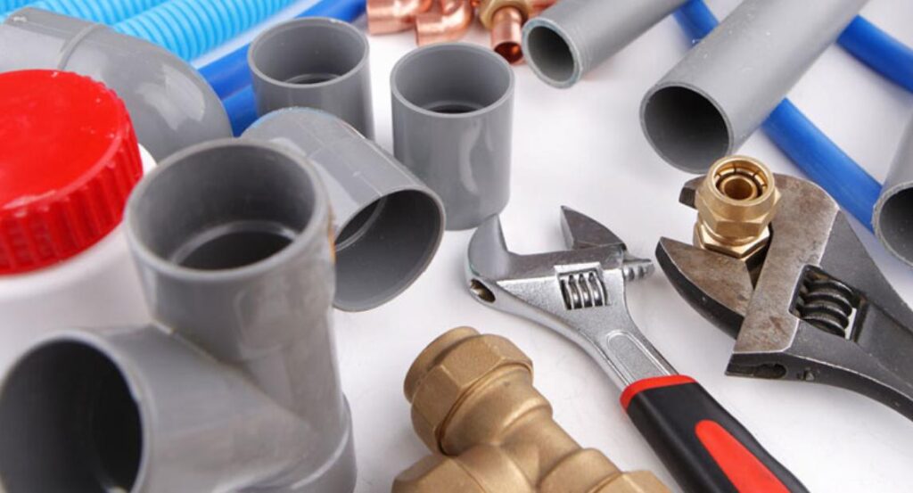 outils de plomberie